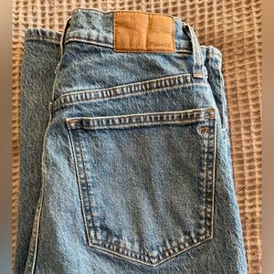 Madewell Perfect Vintage Wide Leg Crop, 28 tall, high rise, medium wash
